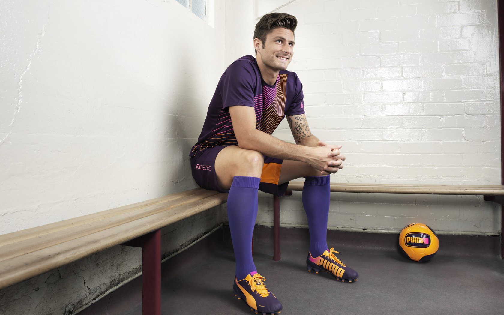 德甲积分榜动态：拜仁保持领先，追赶者紧追不舍，德甲 积分