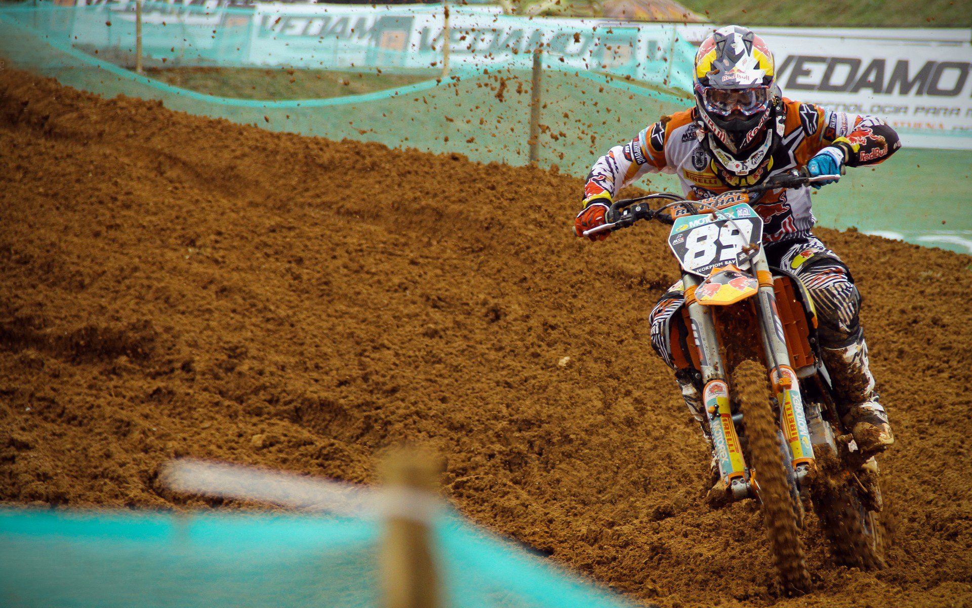 五大联赛强强对话中的战术对位与发挥差异，五大联赛各联赛打法特点